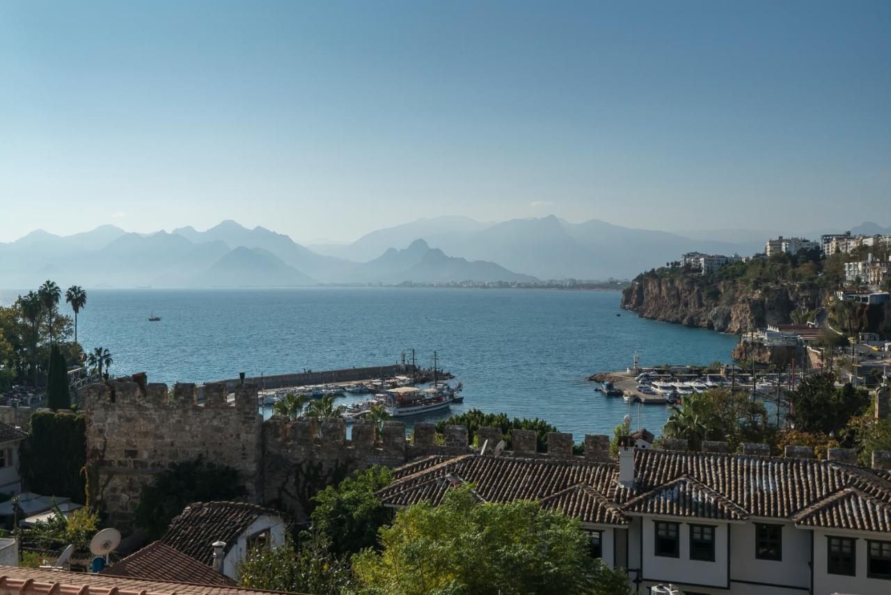 Mavi Avlu - Old Town Apartments Antalya Bagian luar foto
