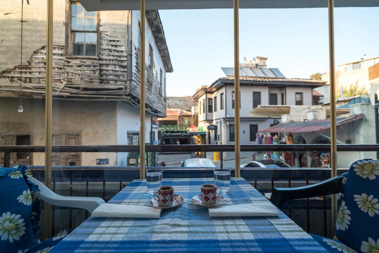 Mavi Avlu - Old Town Apartments Antalya Bagian luar foto