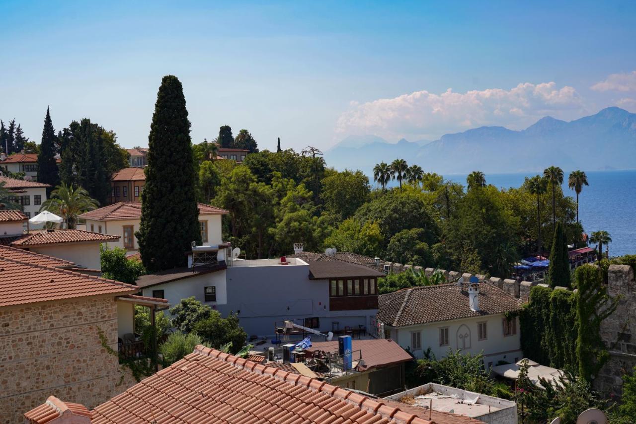 Mavi Avlu - Old Town Apartments Antalya Bagian luar foto