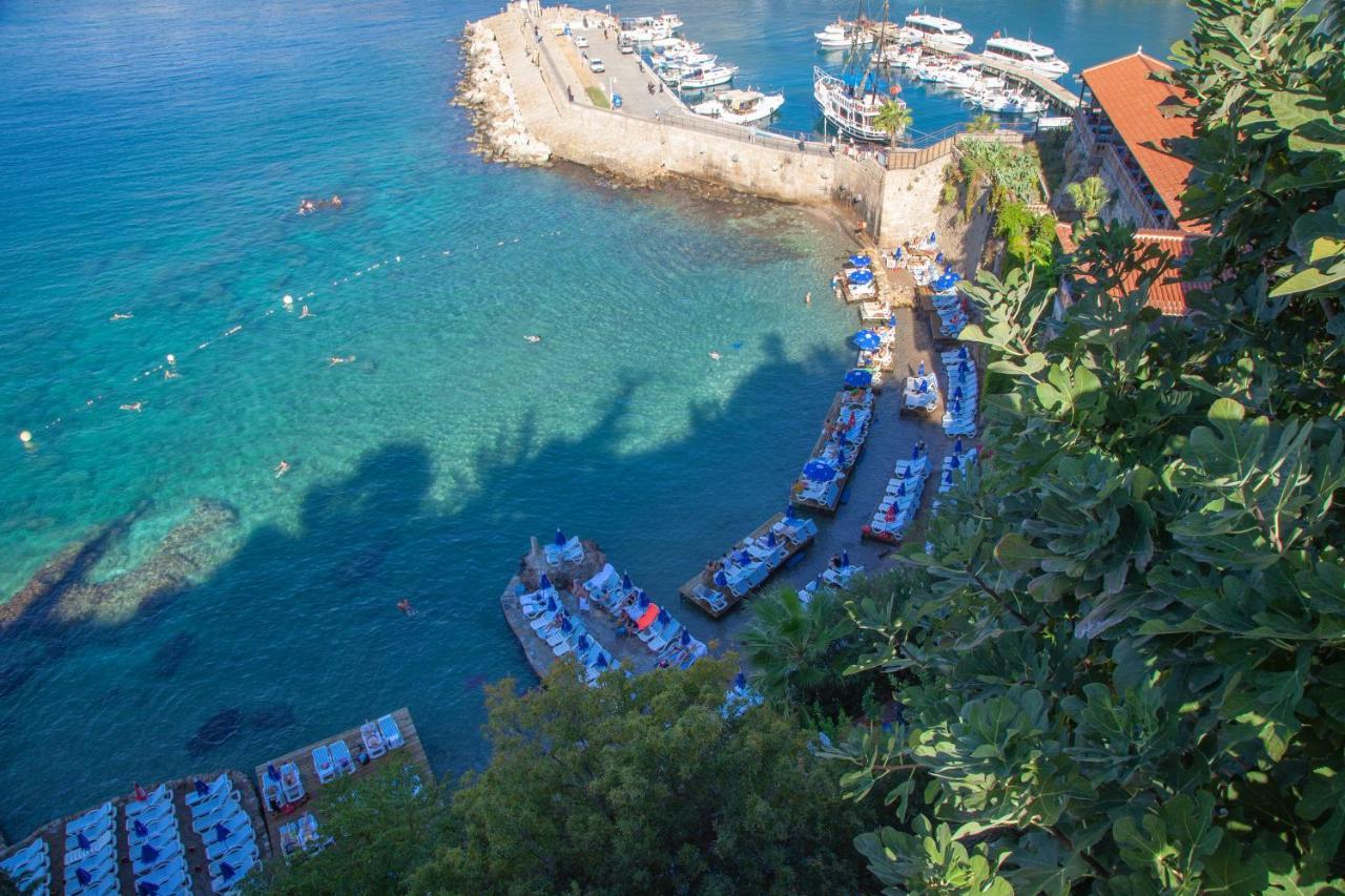 Mavi Avlu - Old Town Apartments Antalya Bagian luar foto