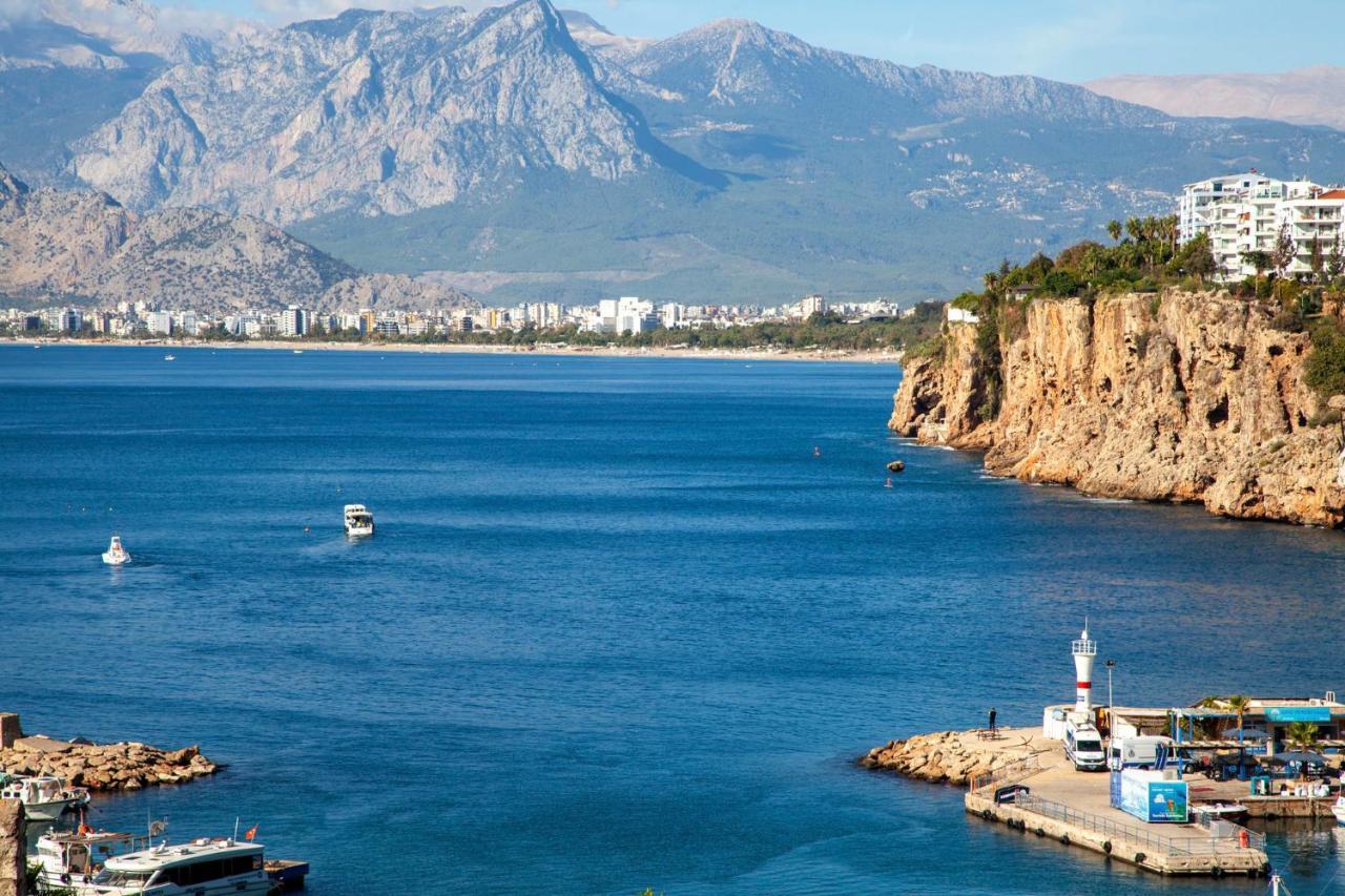 Mavi Avlu - Old Town Apartments Antalya Bagian luar foto